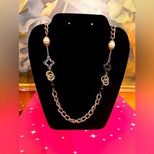 LONG CREAM & BLACK PEARLS W/GOLD TONE NECKLACE